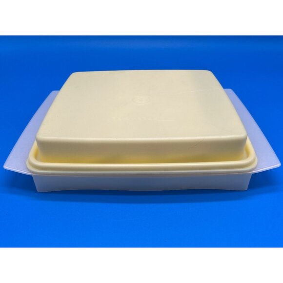 Tupperware Deviled Egg Carrier Set With Lid & 2 Trays For 24 Eggs - Picture 2 of 7